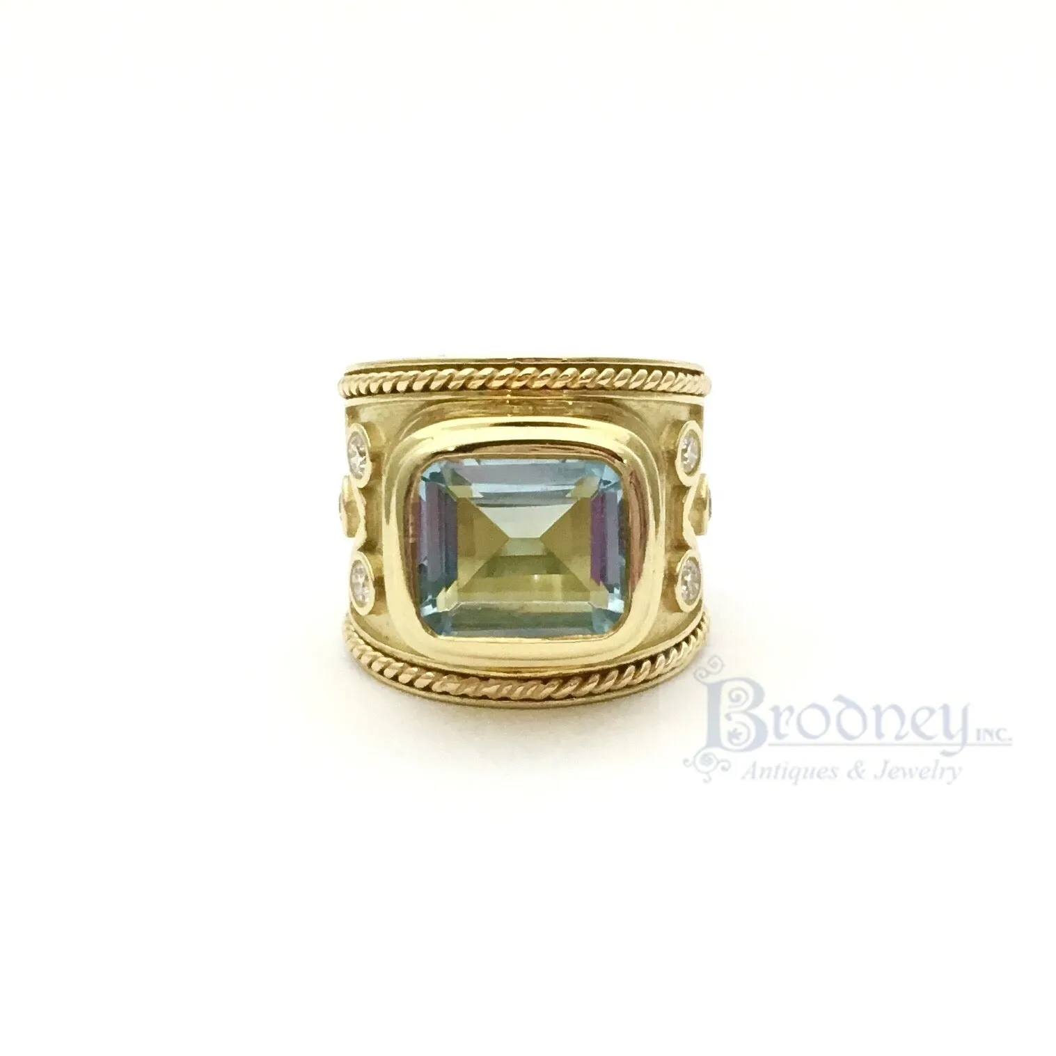18 Kt Gold Aquamarine and Diamond Ring